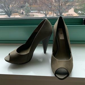 MIA limited edition fashion shoes - Brand new